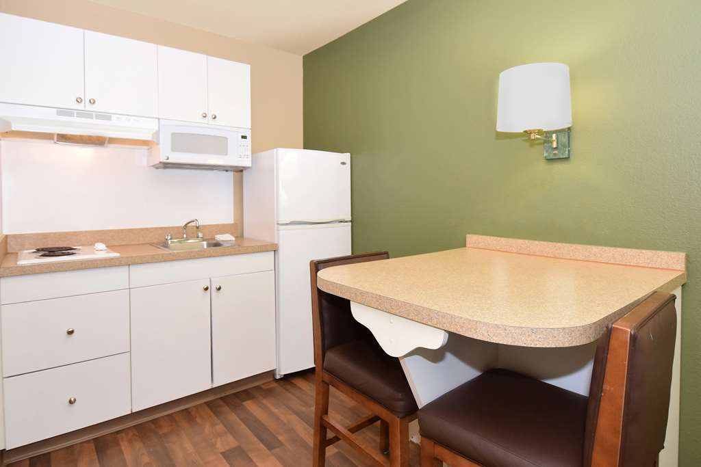 Economy Suites Dtc Denver Room photo